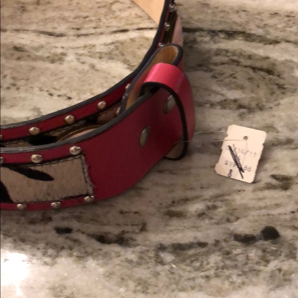 Pink leather belt. 2 1/4 inches wide - Picture 2 of 3